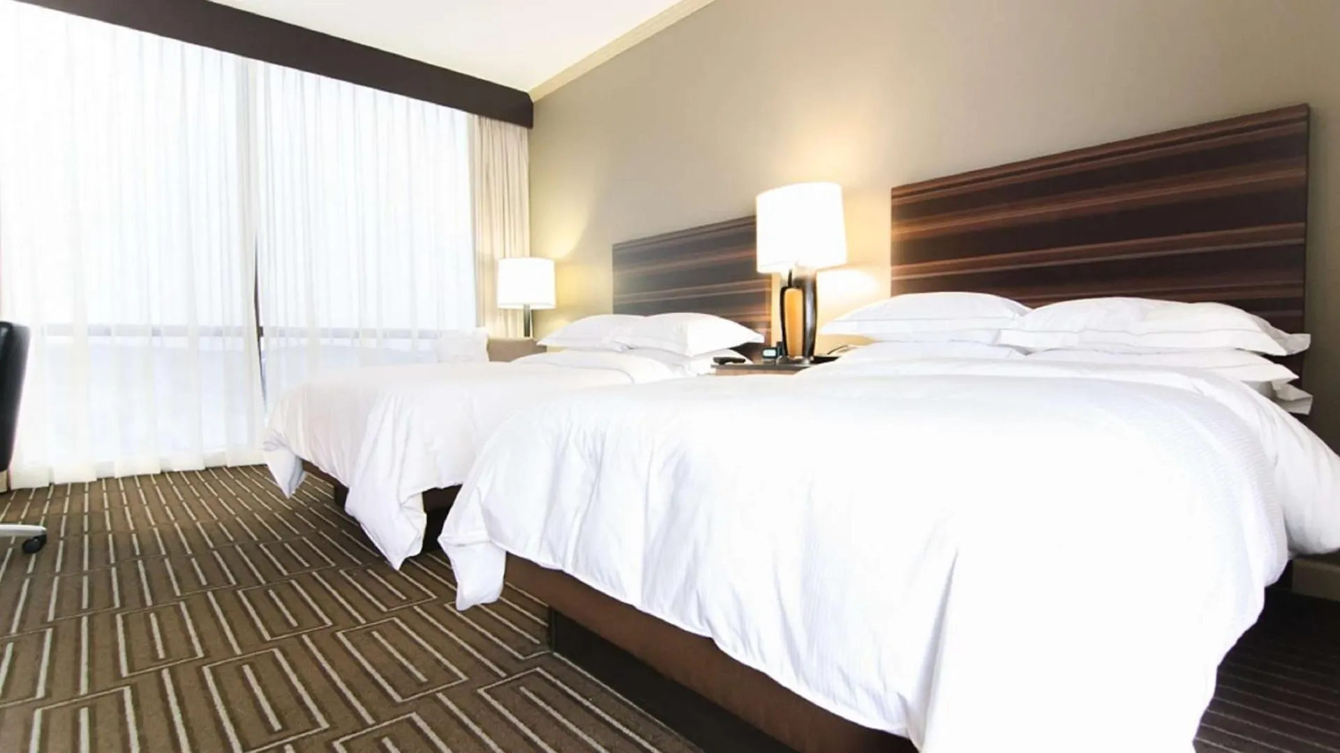 *** Hotel Hilton Charlotte University Place Estados Unidos