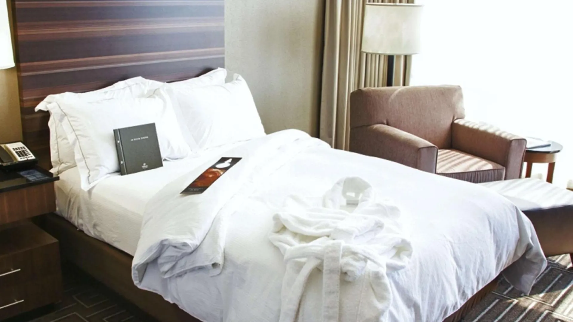 Hilton Charlotte University Place 3*,  Estados Unidos