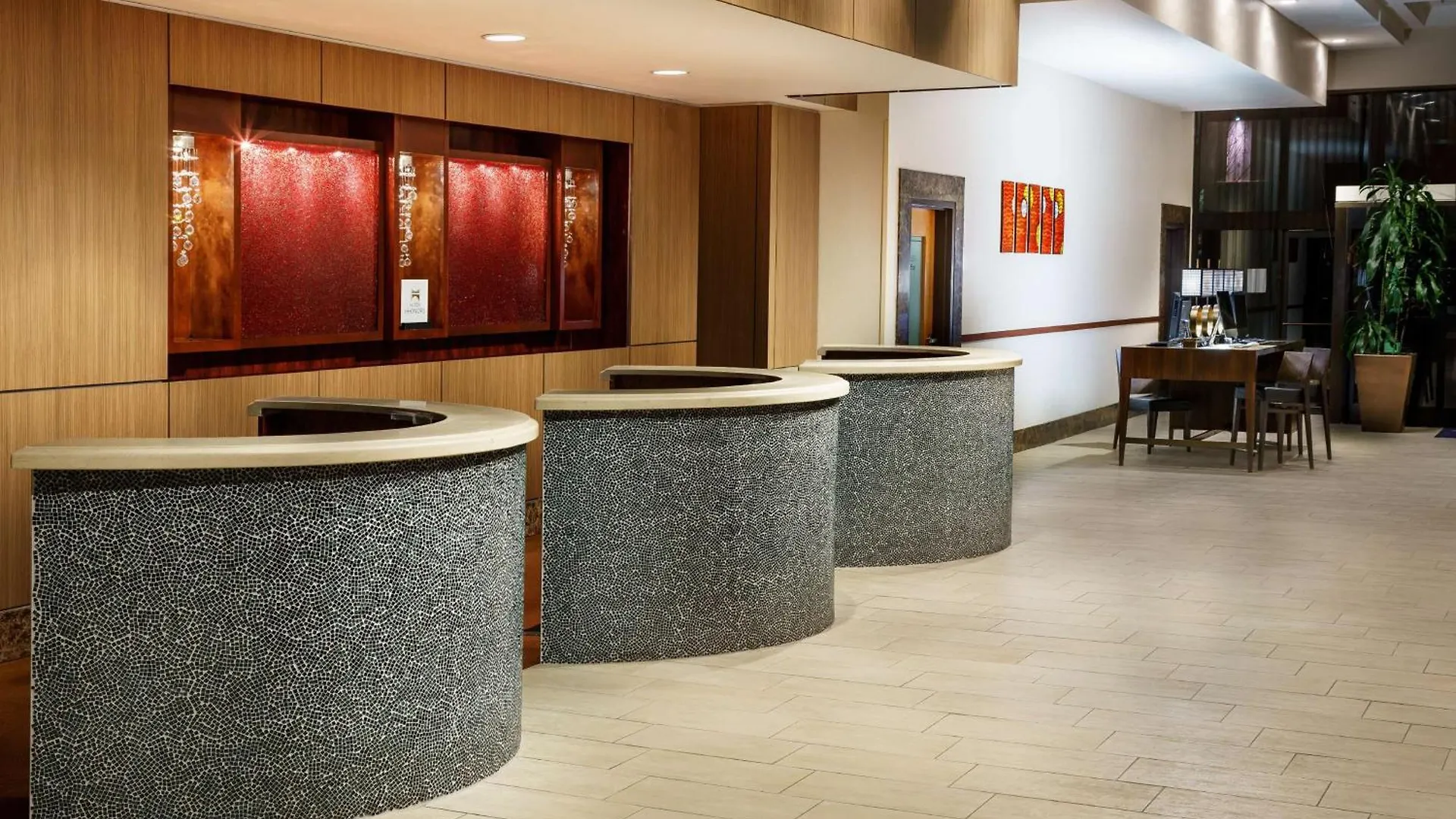 *** Hotel Hilton Charlotte University Place Estados Unidos