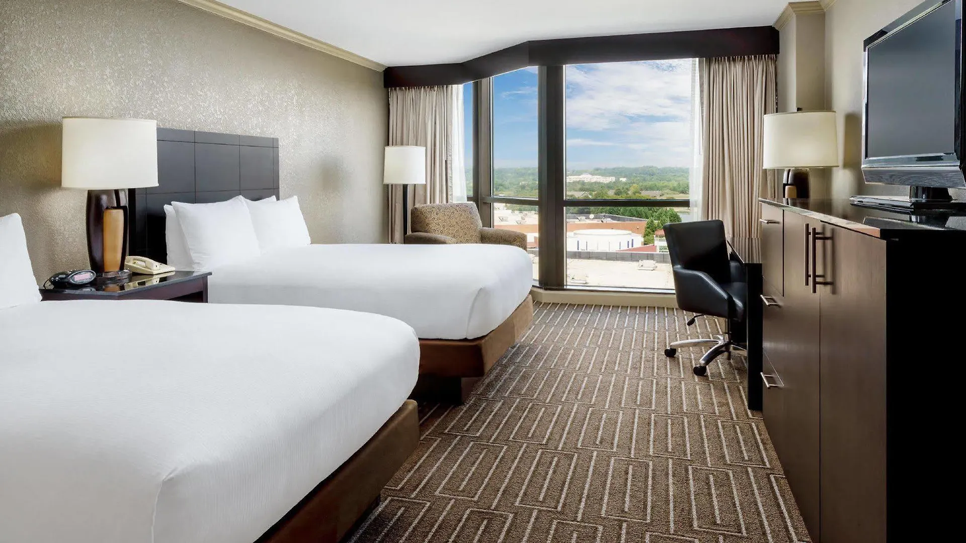 Hilton Charlotte University Place Hotel