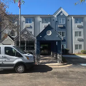 Hotel Microtel By Wyndham Airport