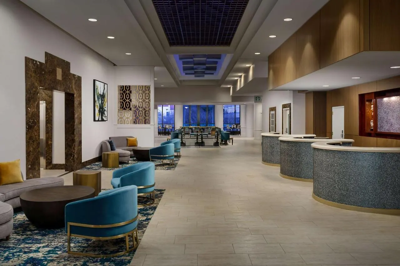 Hilton Charlotte University Place Отель