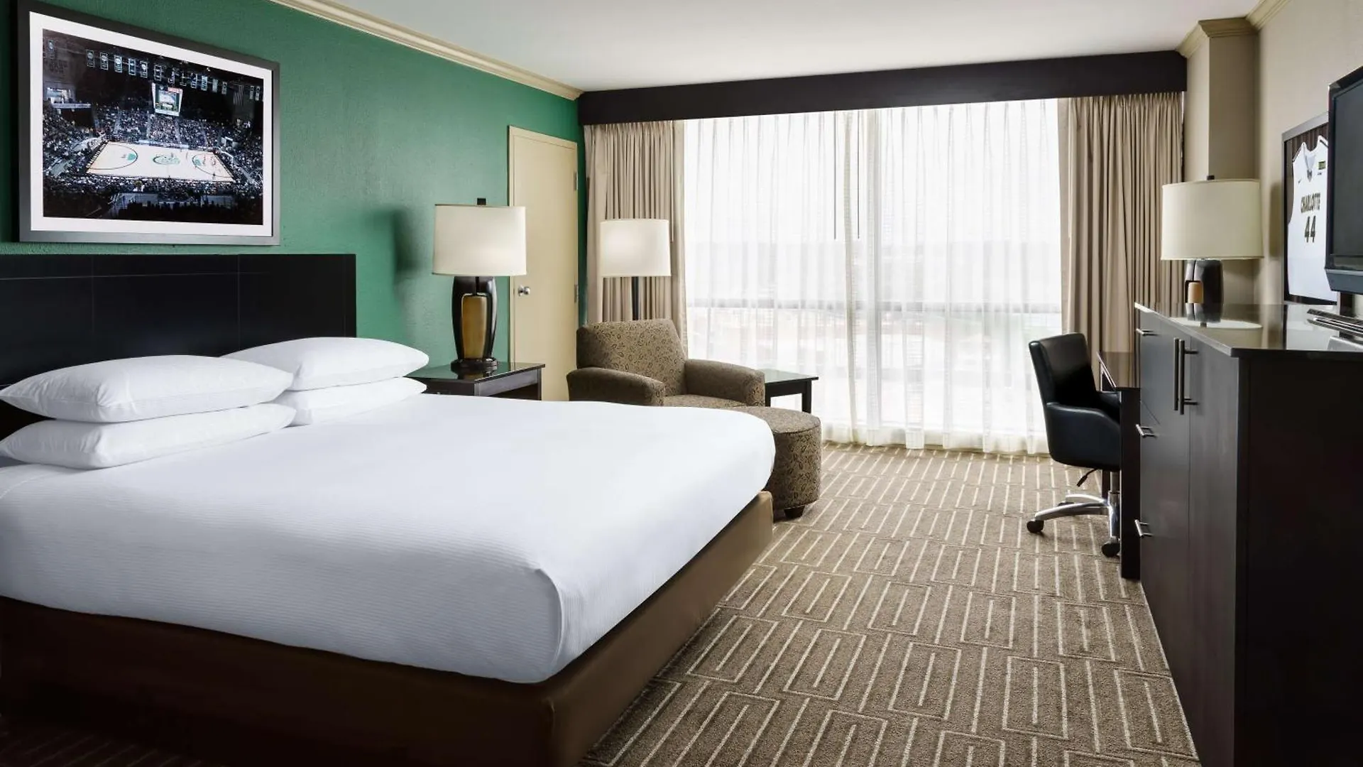 Hilton Charlotte University Place