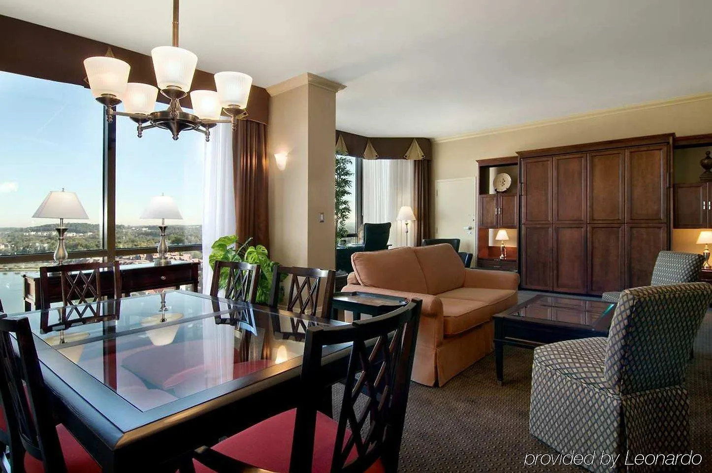Отель Hilton Charlotte University Place