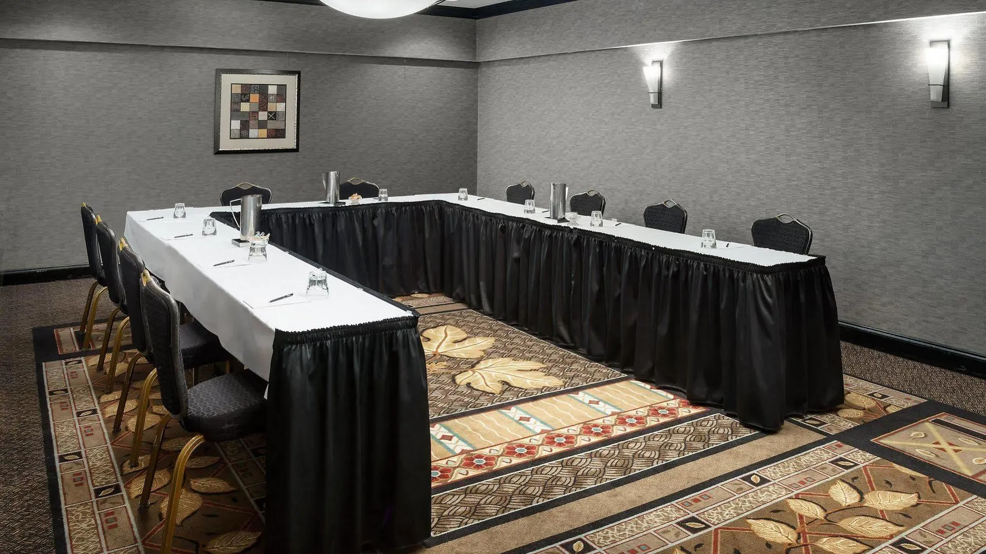 *** Отель Hilton Charlotte University Place США